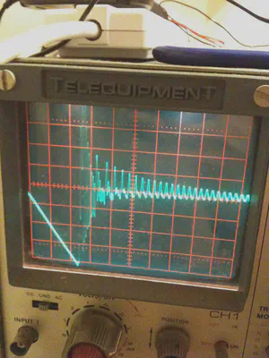 Ringing from the inductor (0.5v/div 0.5uS/div)